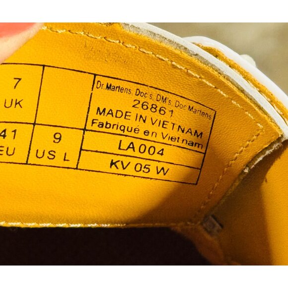 Dr. Martens 26861 Women's Size 9 White Croc Embossed Patent Leather Shoes - Picture 6 of 12